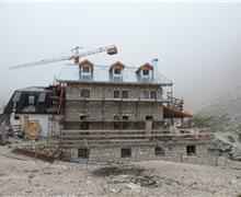lavori al rifugio Antermoia